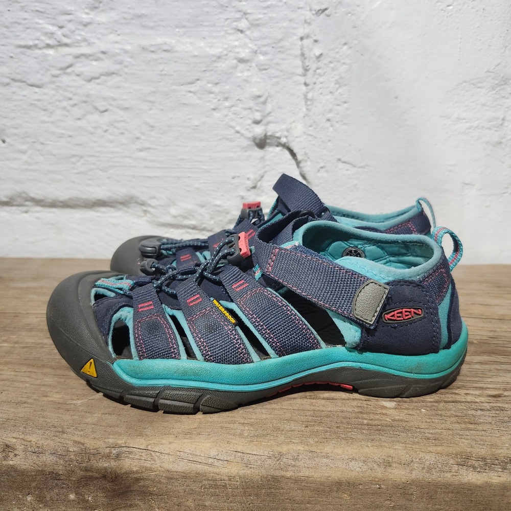 Keen Newport H2 Kids Sandals Navy Teal Pink Waterproof Hiking Shoes Size 5 US